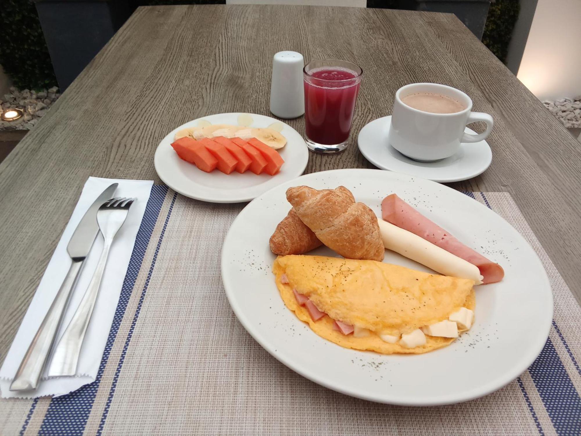 Hotel Regine'S Manizales Extérieur photo